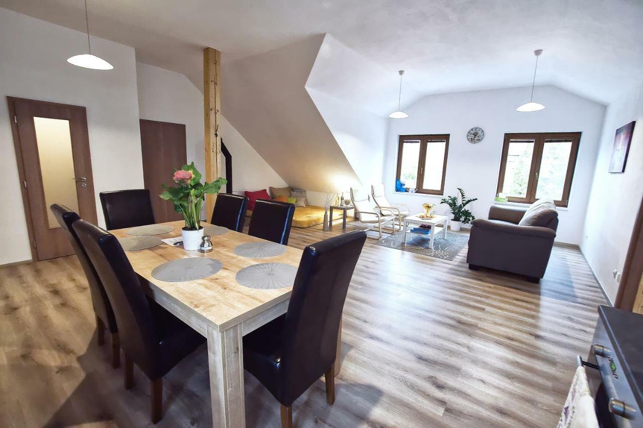 "U Capa" Krasny Apartman V Sedleci เซดเลซ ภายนอก รูปภาพ